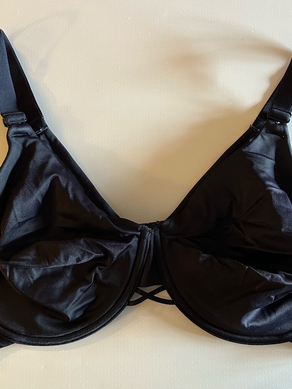 Vanity Fair Black Underwire Satin Support Bra Size 40D